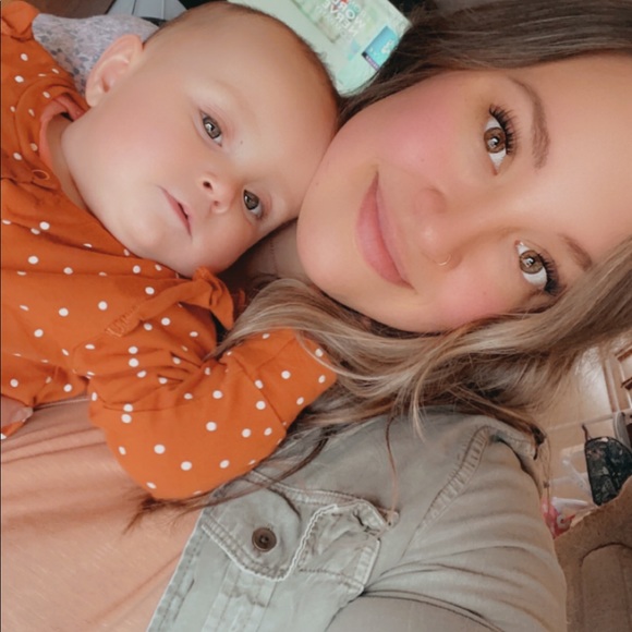 Meet your Posher, Christine - Picture 3 of 3